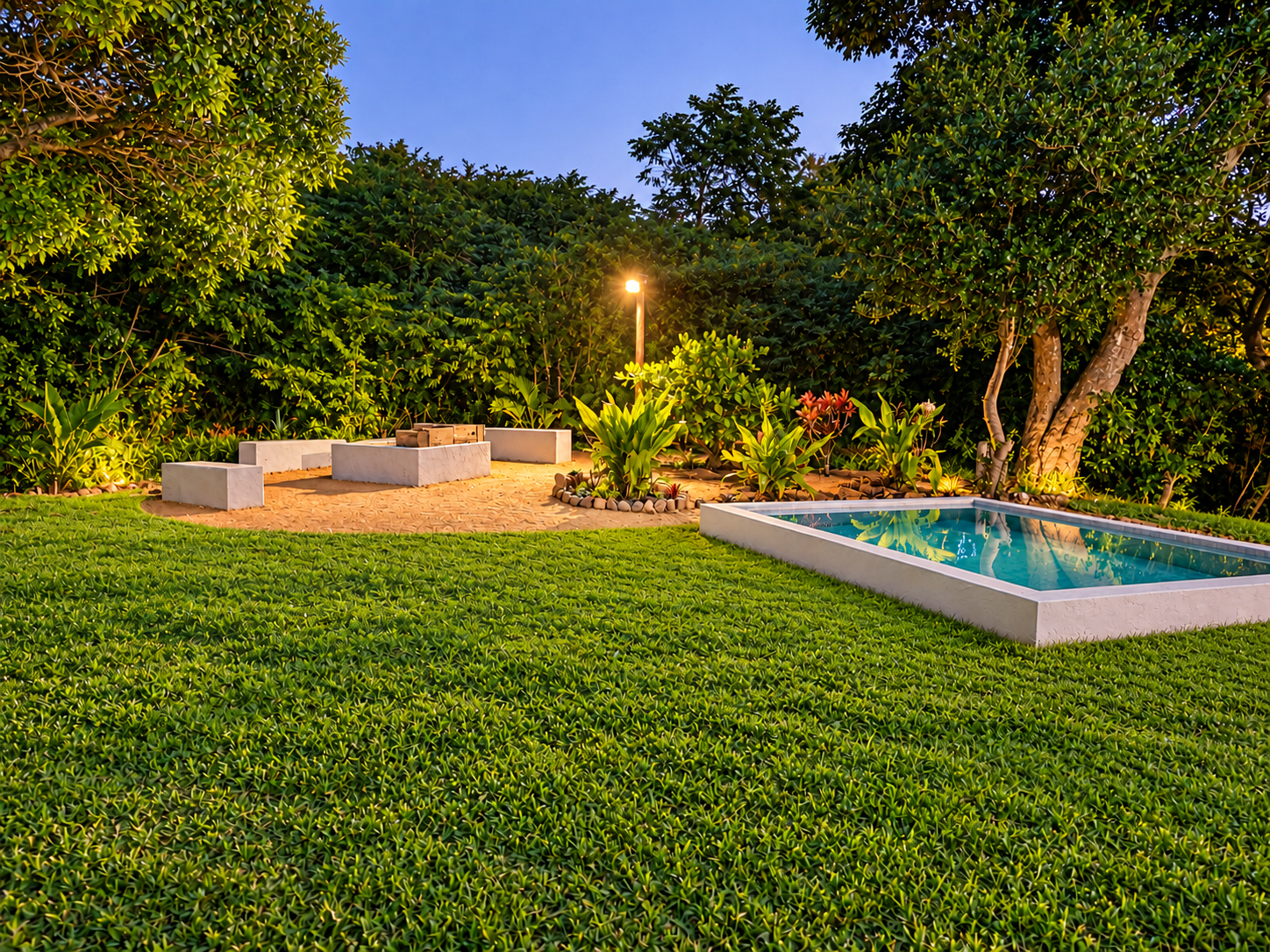 Twilight Tropical Garden with Pool Mazi Vuwu Ponta Malongane
